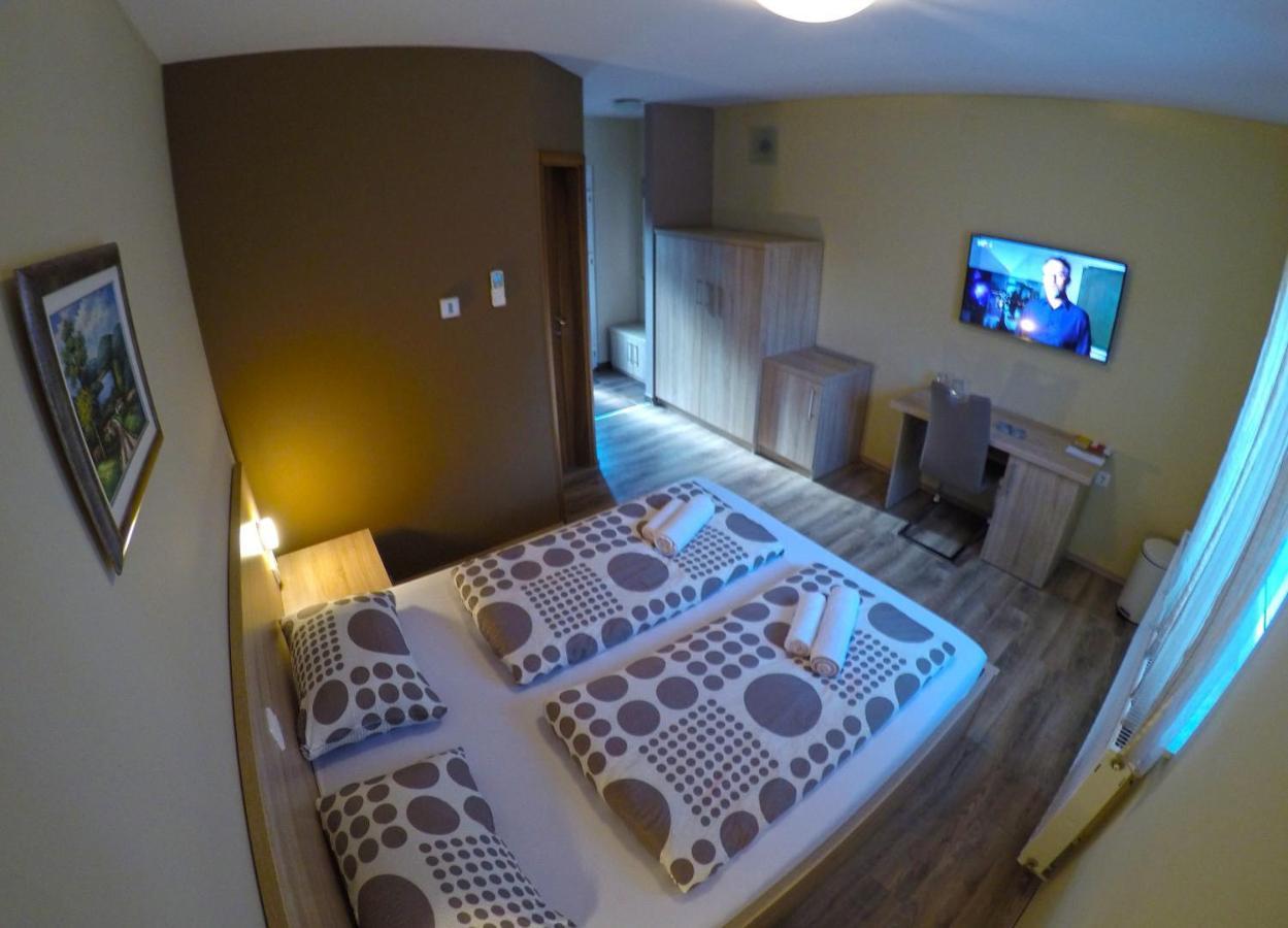 Apartments And Rooms Rea Sveti Martin Na Muri Exterior foto